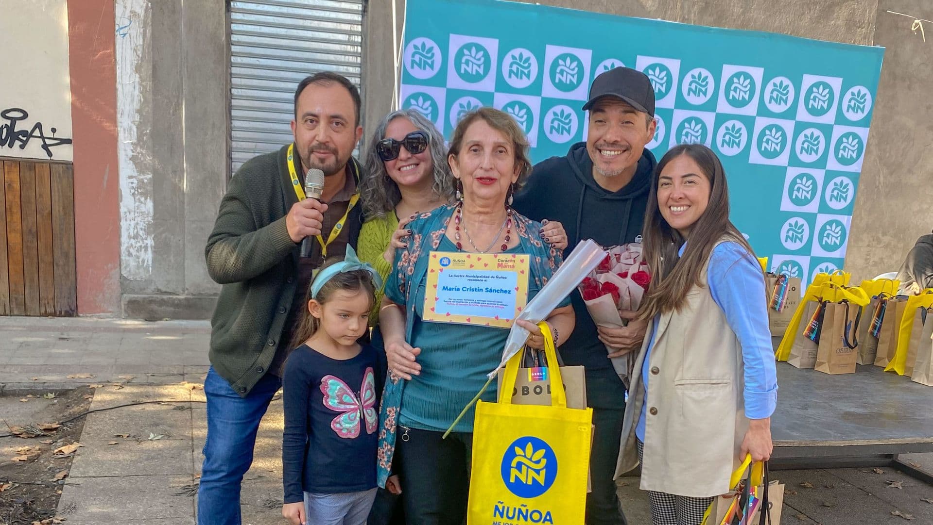 Ñuñoa festejó el Día de la Madre con dos celebraciones