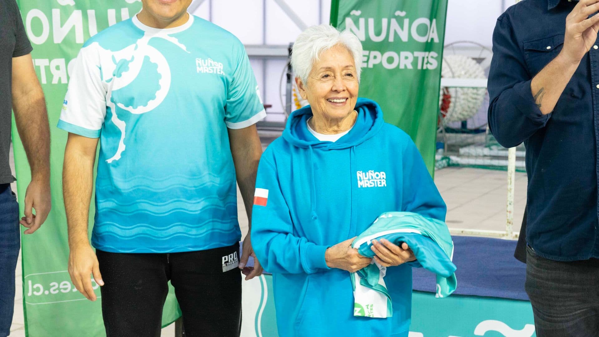 Segunda Copa Natación Ñuñoa Máster recibió a cerca de 800 nadadores