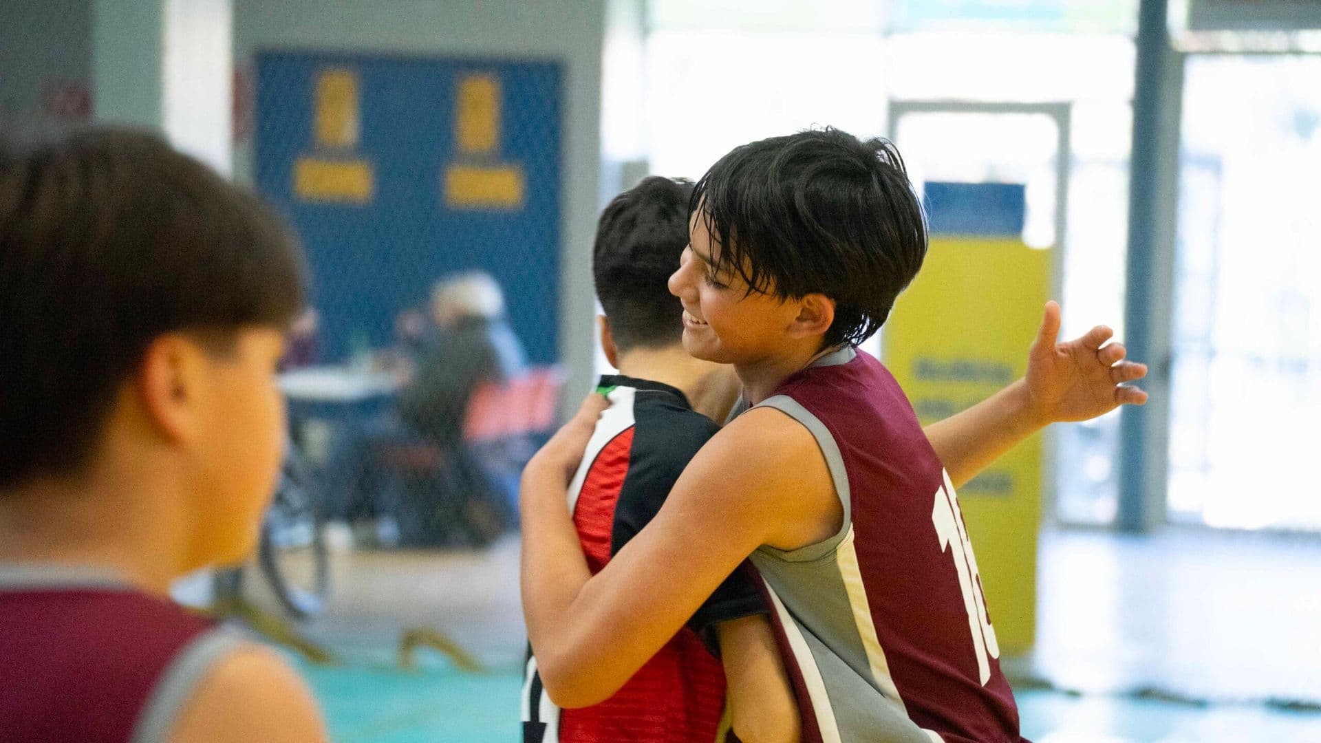 Liceo Augusto D’halmar y Colegio República de Siria avanzan en el Básquetbol Sub 14