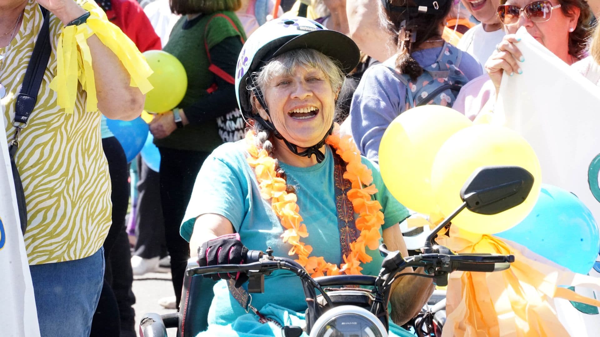 Gran Caminata Mayor hasta Plaza Ñuñoa