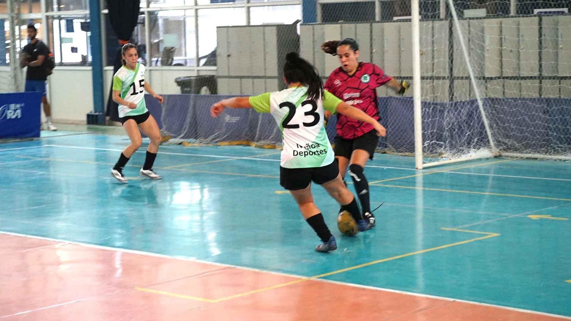 Torneo de Fútbol 5 reunió a las mejores exponentes del balompié de la comuna