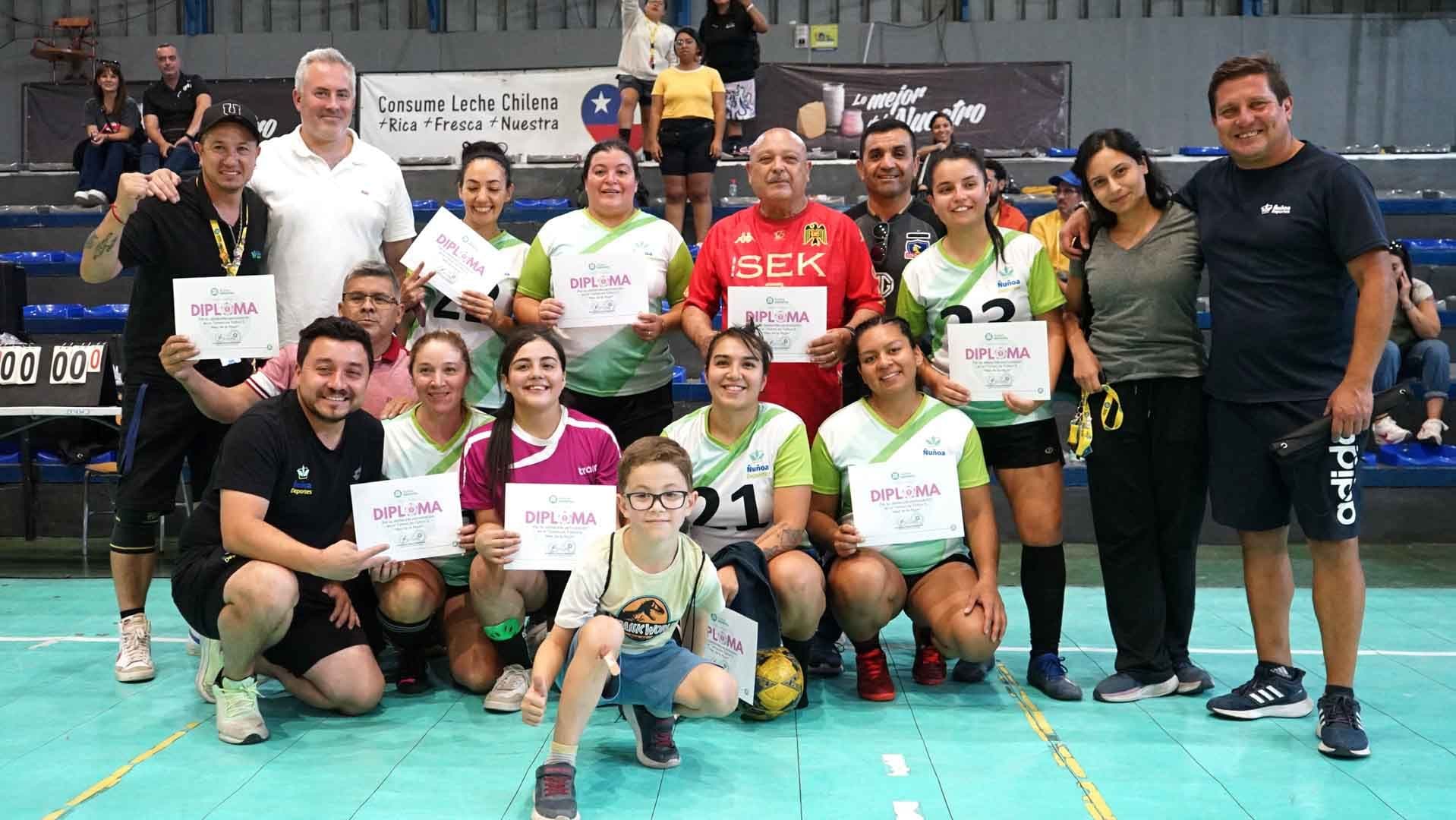 Torneo de Fútbol 5 reunió a las mejores exponentes del balompié de la comuna