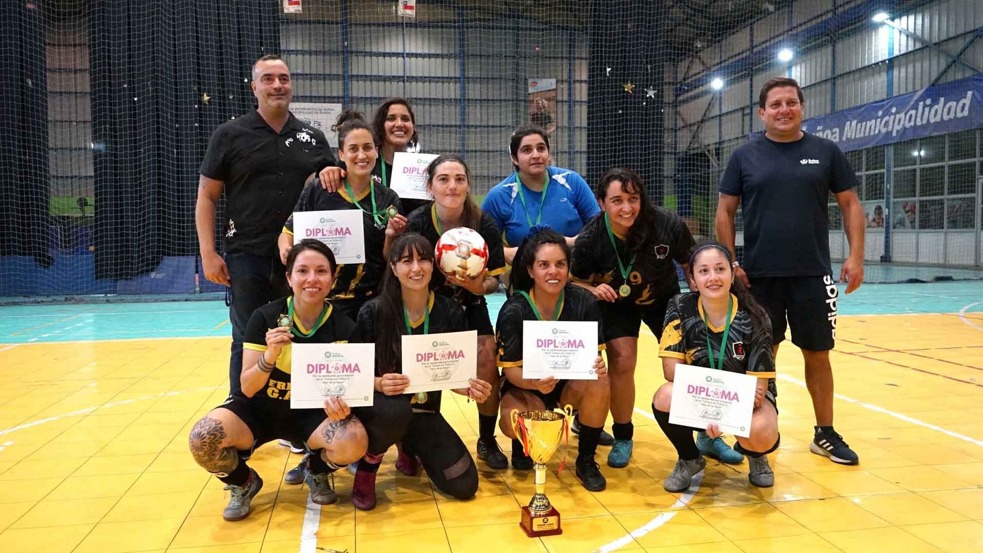 Torneo de Fútbol 5 reunió a las mejores exponentes del balompié de la comuna