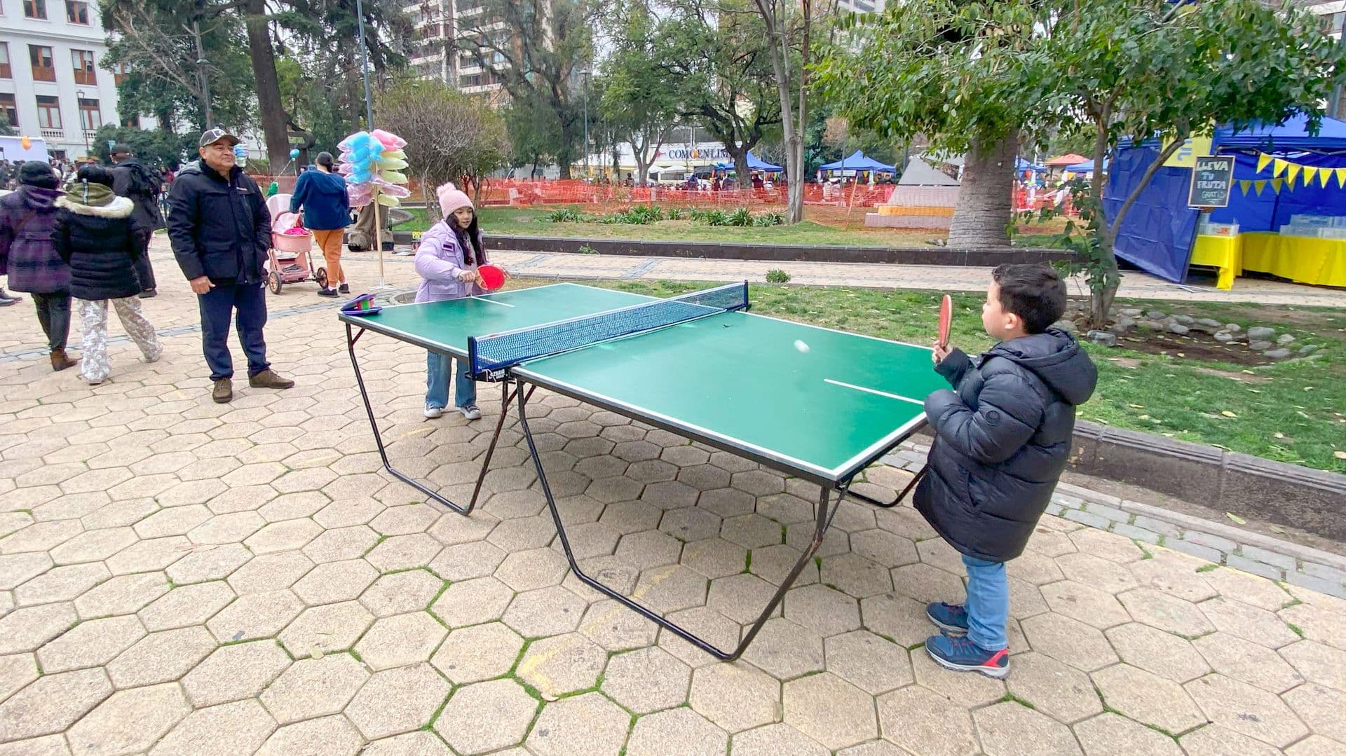 Ñuñoa Deportes colaboró con una Zumba Kids en el Día de la Niñez