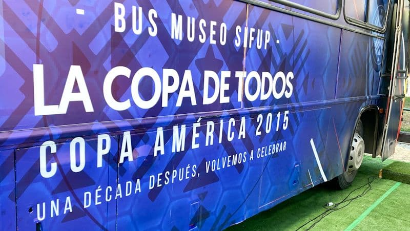 El Bus Museo del Sifup se instaló en Ñuñoa