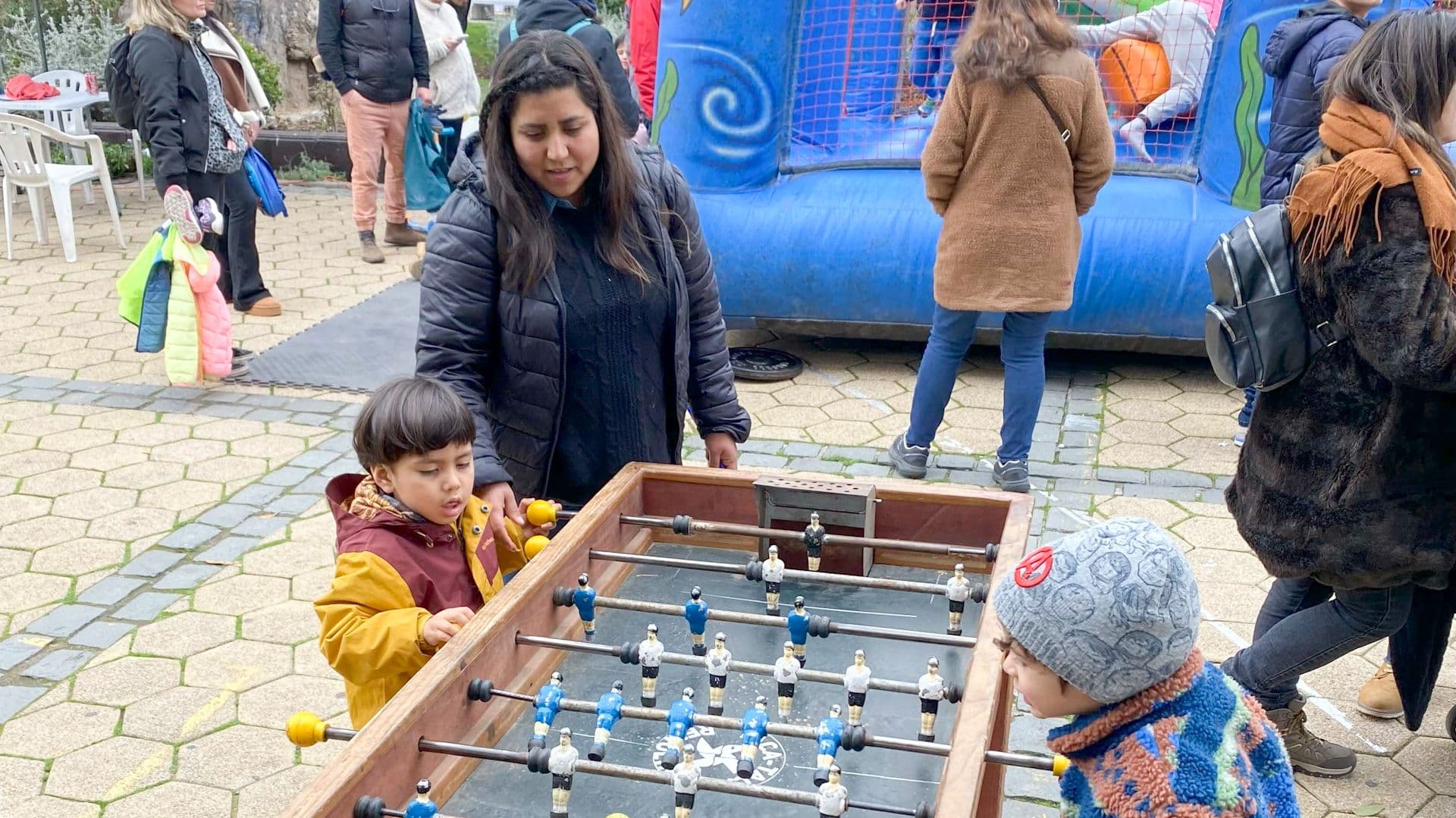Ñuñoa Deportes colaboró con una Zumba Kids en el Día de la Niñez