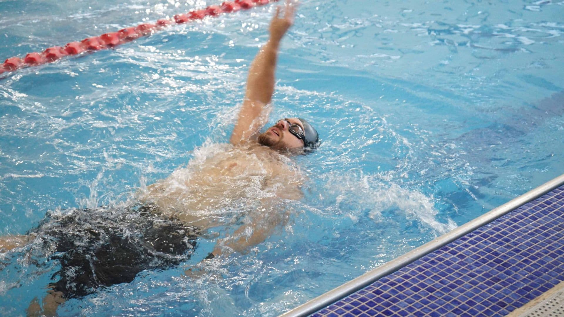 Meganoticias Amanece estuvo en nuestra piscina