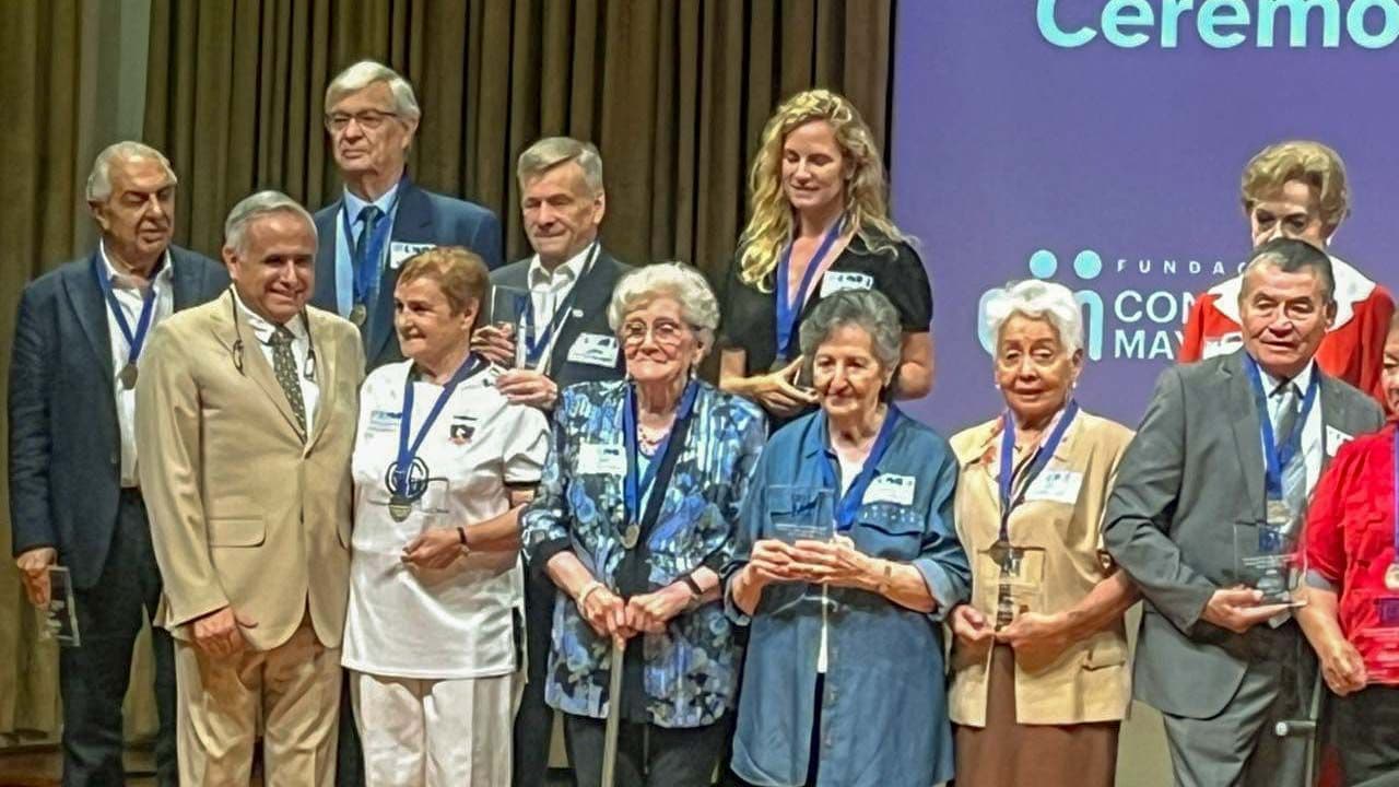 Oriele Escudero es reconocida dentro de los 100 líderes mayores