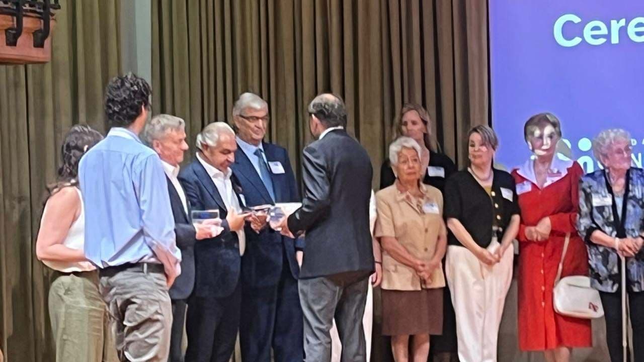 Oriele Escudero es reconocida dentro de los 100 líderes mayores