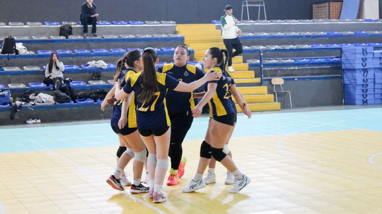 Vóleibol Juvenil ya tiene sus representantes de Ñuñoa
