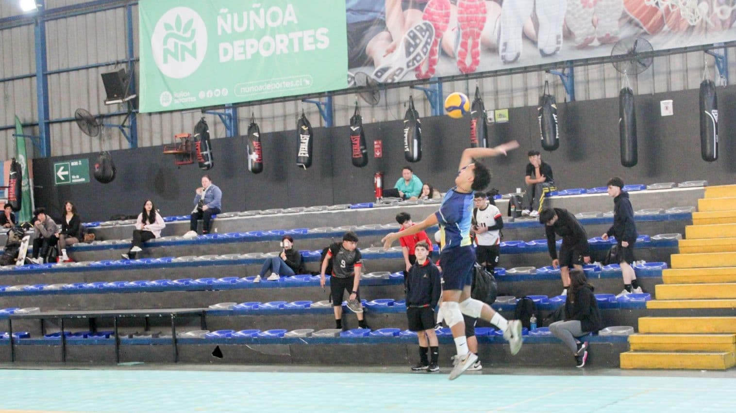 Vóleibol Juvenil ya tiene sus representantes de Ñuñoa