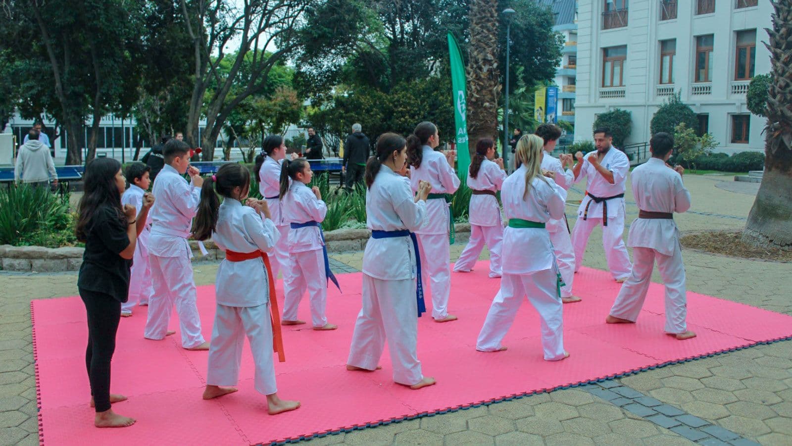 Día Internacional del Deporte en Plaza Ñuñoa Abril 15, 2025