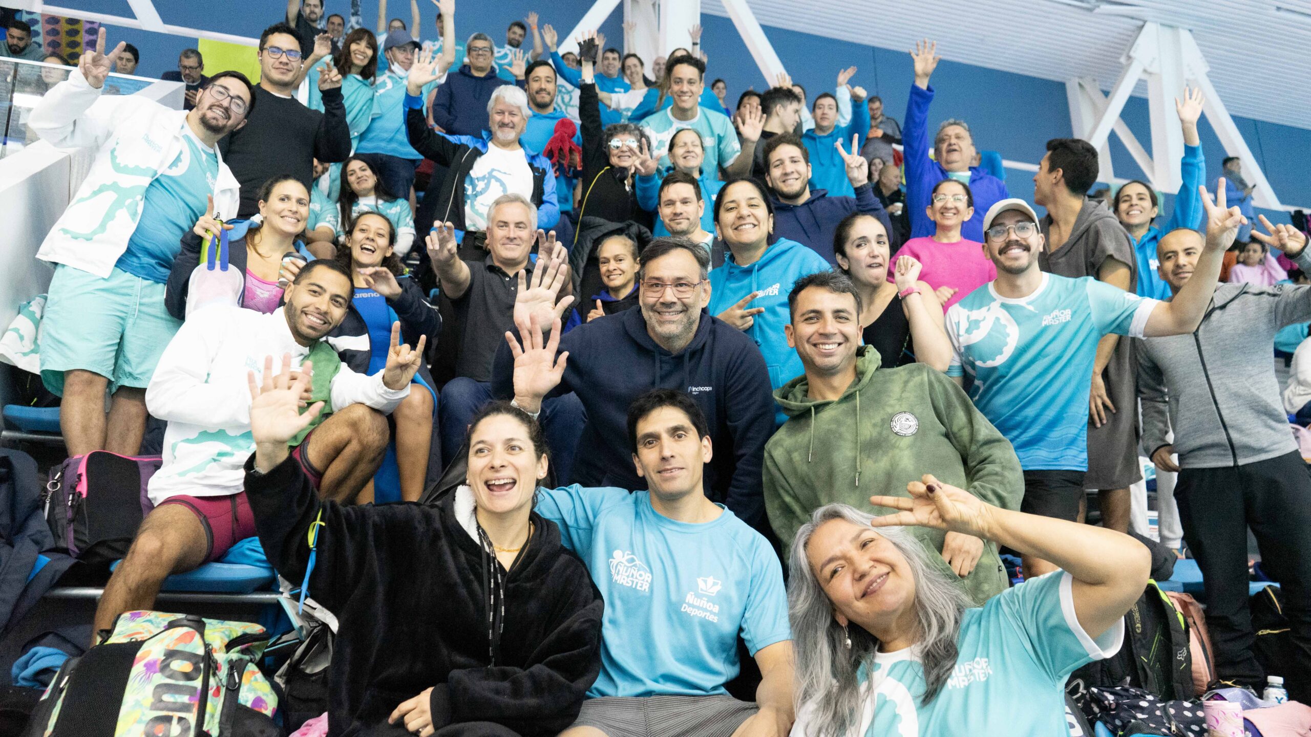 Segunda Copa Natación Ñuñoa Máster recibió a cerca de 800 nadadores