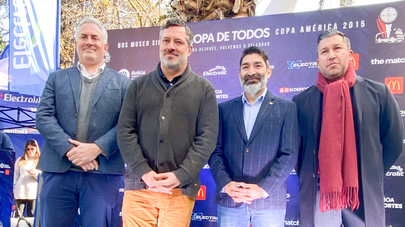 El Bus Museo del Sifup se instaló en Ñuñoa